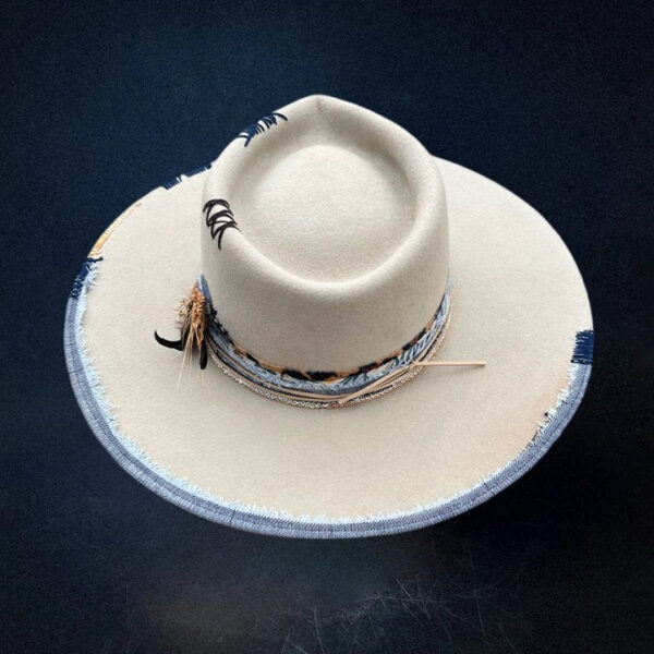 ORACOX Beige Fur Felt Fedora - City Slicker with Blue Patchwork Band & Feather - Image 3